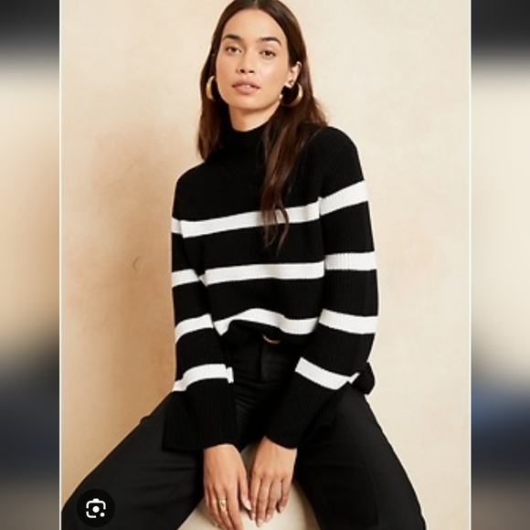 Banana Republic Washable Merino Wool Long Bell Sleeve Mariner Stripe Moc Sweater - Picture 1 of 10